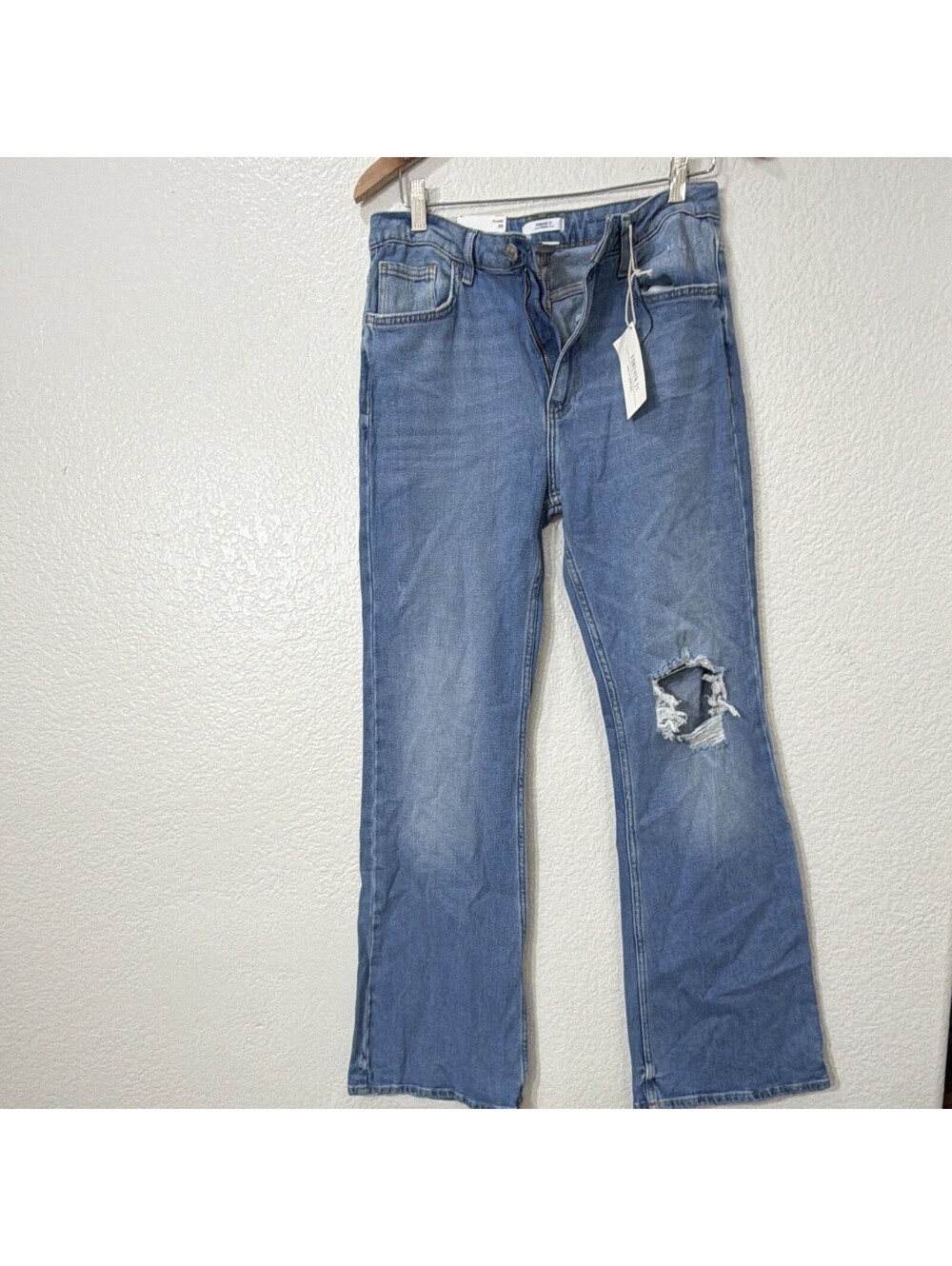 Forever 21 Women's Flare Leg  Jeans, High Rise, Slim Fit 30